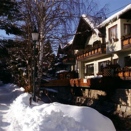 Gasthof Pension St. Wolfgang Kirchberg am Wechsel Bagian luar foto