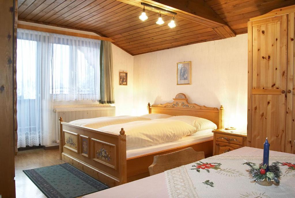 Gasthof Pension St. Wolfgang Kirchberg am Wechsel Ruang foto